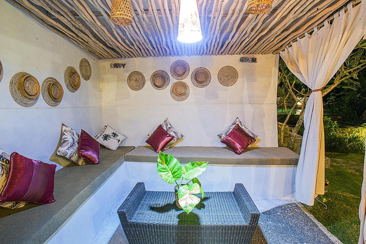 The Puncak Private Villa レンボンガン島 エクステリア 写真