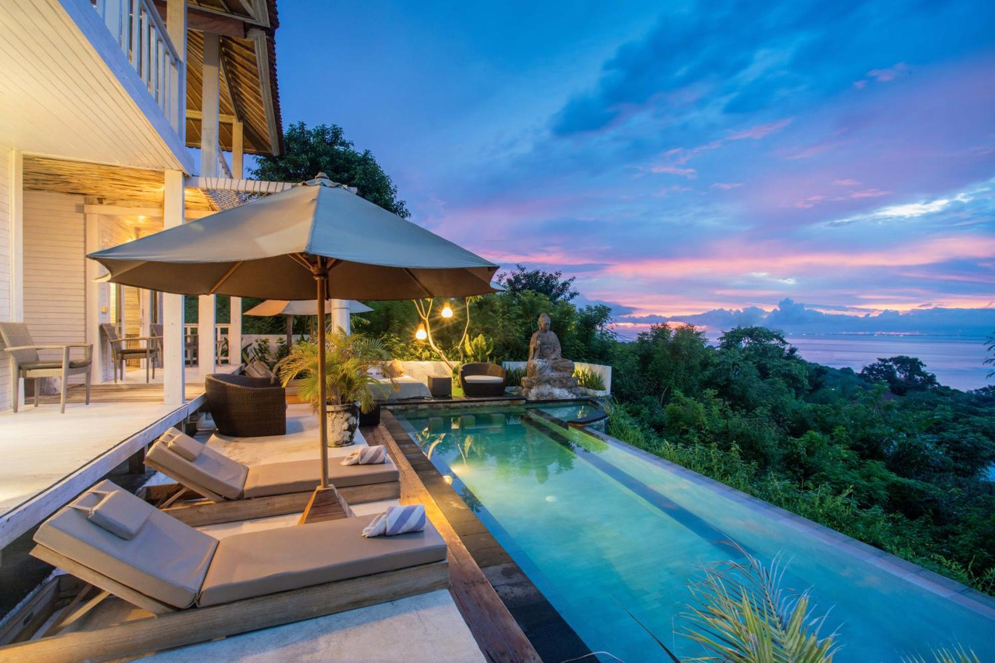 The Puncak Private Villa レンボンガン島 エクステリア 写真