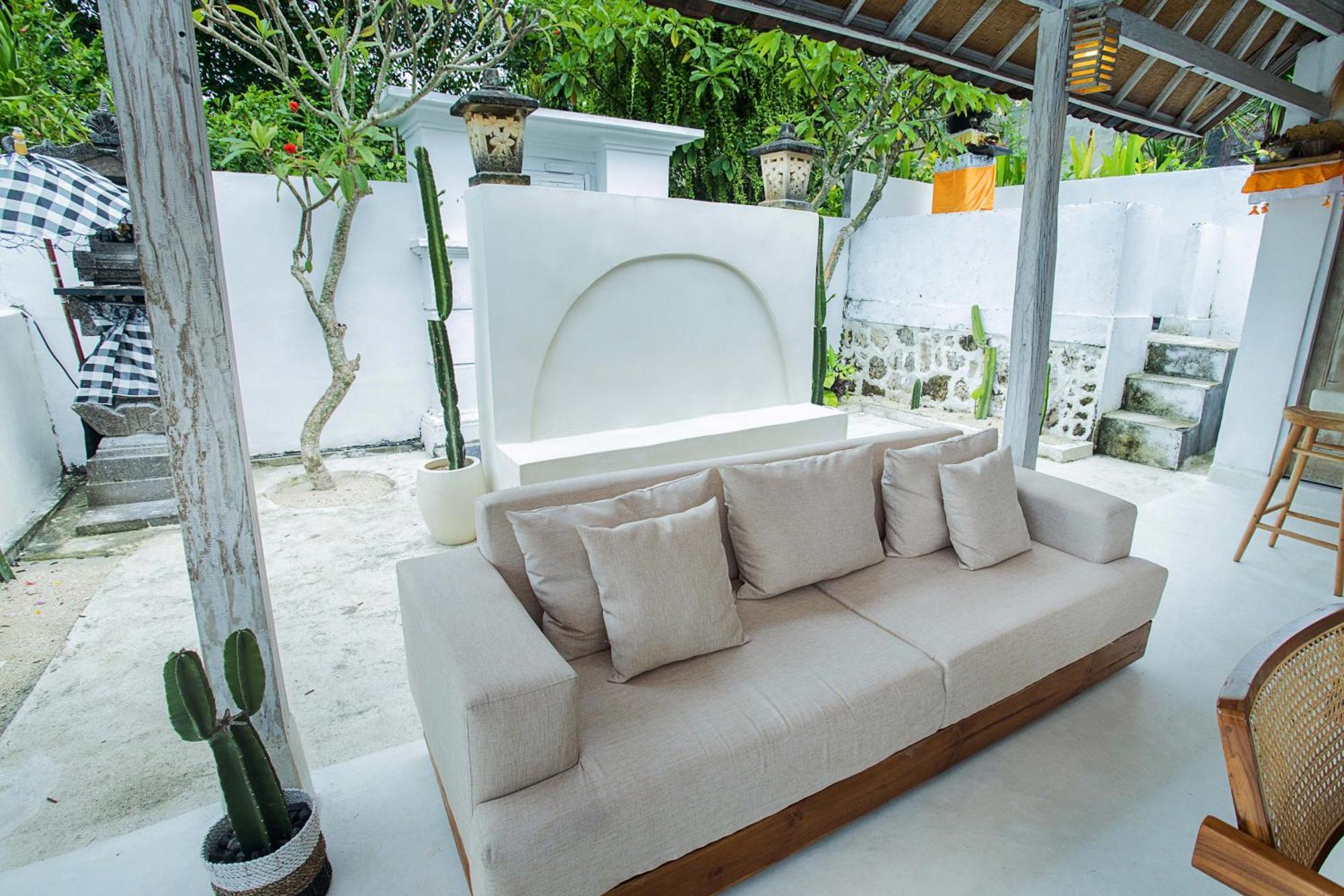The Puncak Private Villa レンボンガン島 エクステリア 写真
