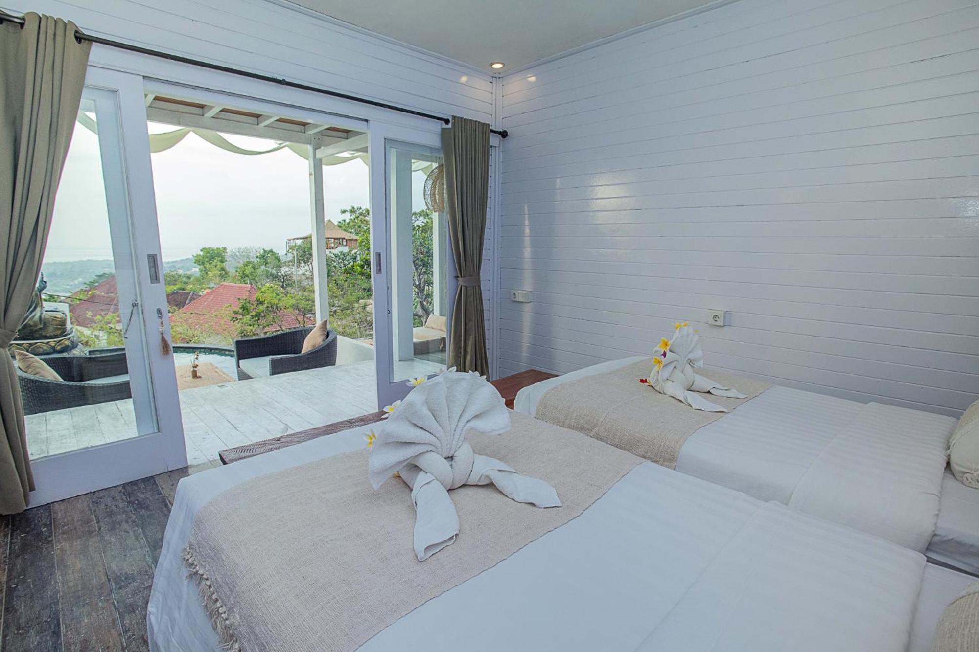 The Puncak Private Villa レンボンガン島 エクステリア 写真