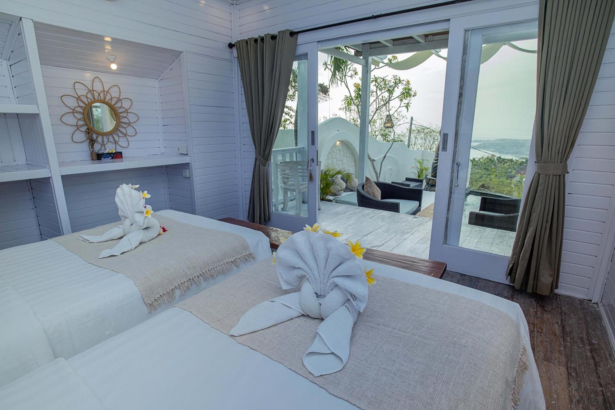 The Puncak Private Villa レンボンガン島 エクステリア 写真