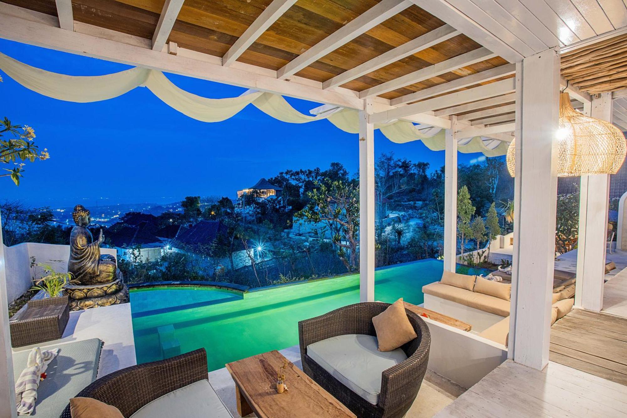 The Puncak Private Villa レンボンガン島 エクステリア 写真
