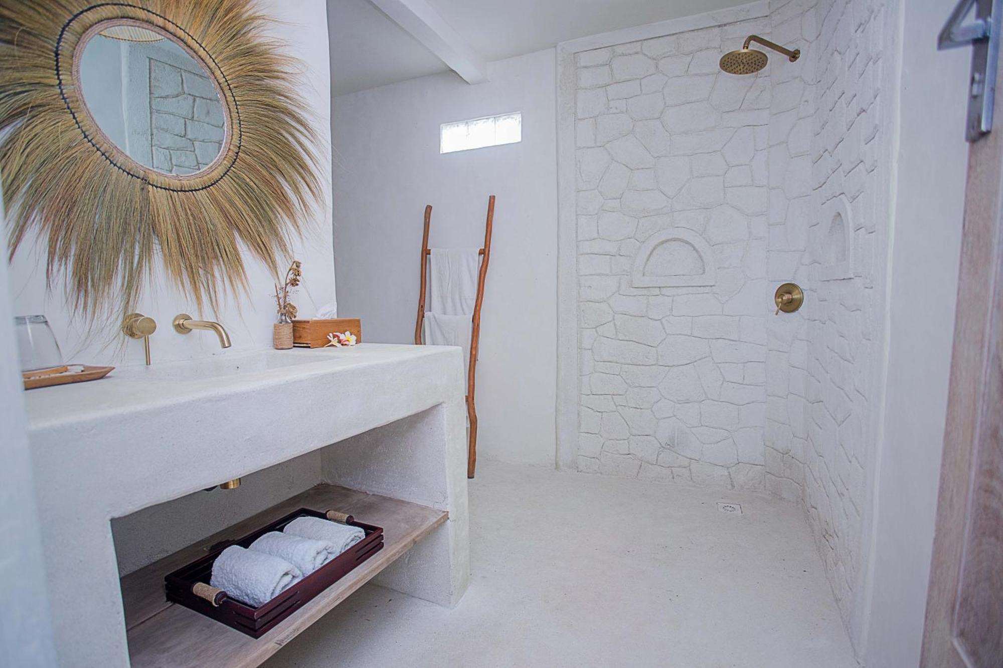 The Puncak Private Villa レンボンガン島 エクステリア 写真
