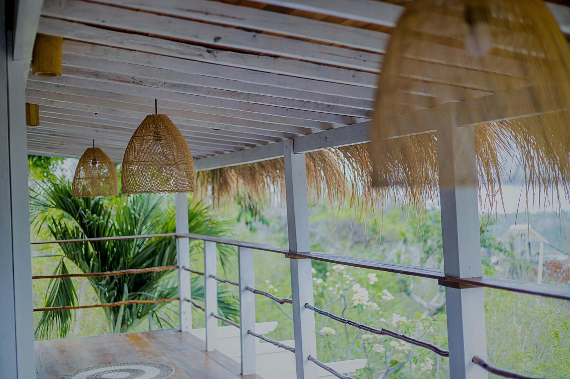 The Puncak Private Villa レンボンガン島 エクステリア 写真