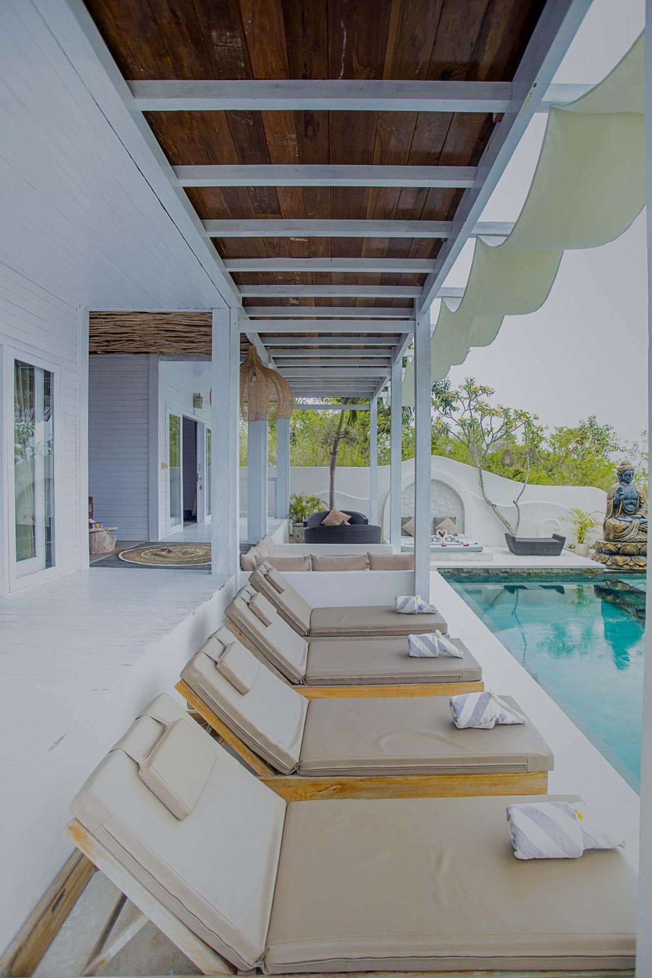 The Puncak Private Villa レンボンガン島 エクステリア 写真