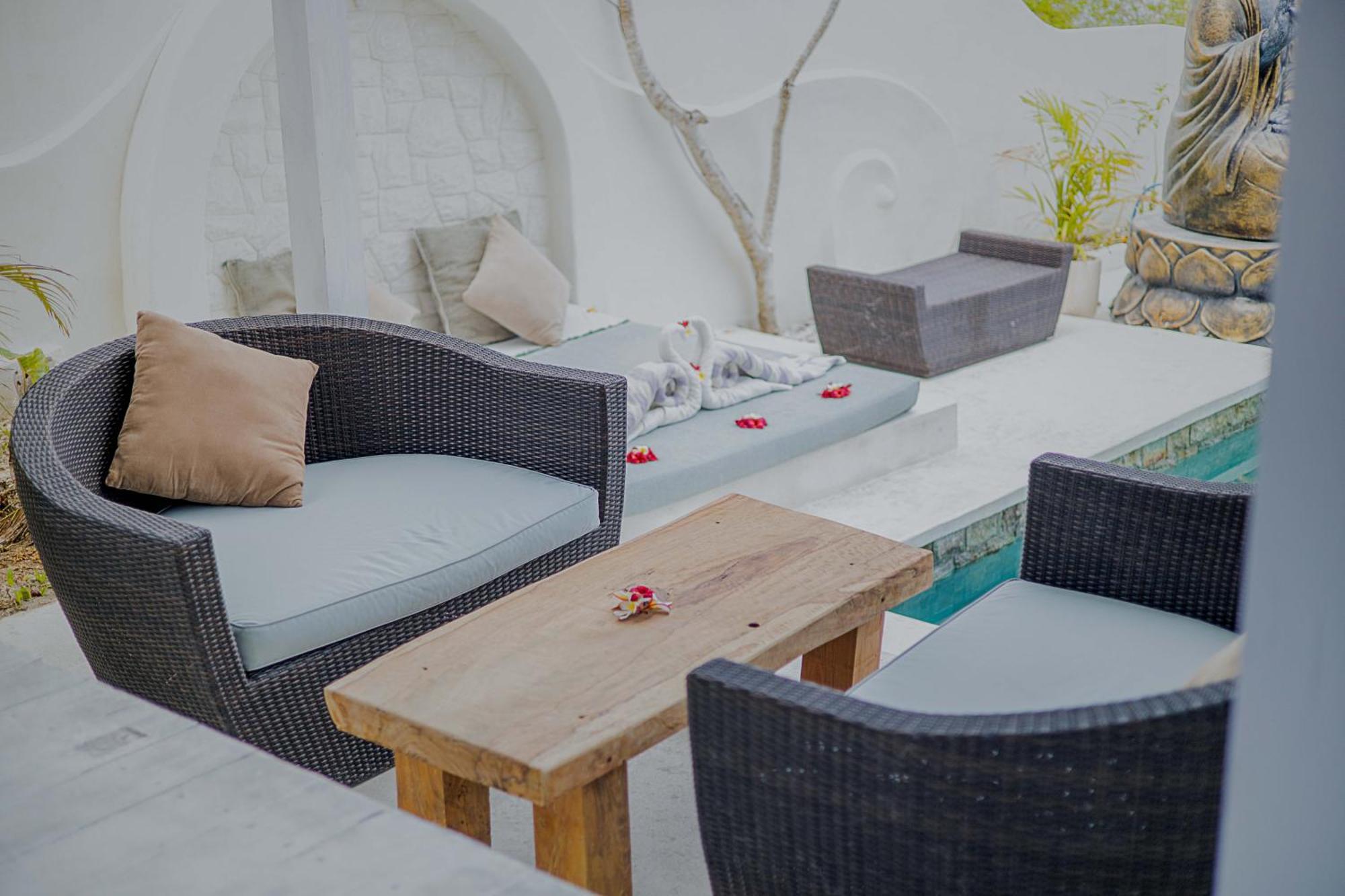 The Puncak Private Villa レンボンガン島 エクステリア 写真